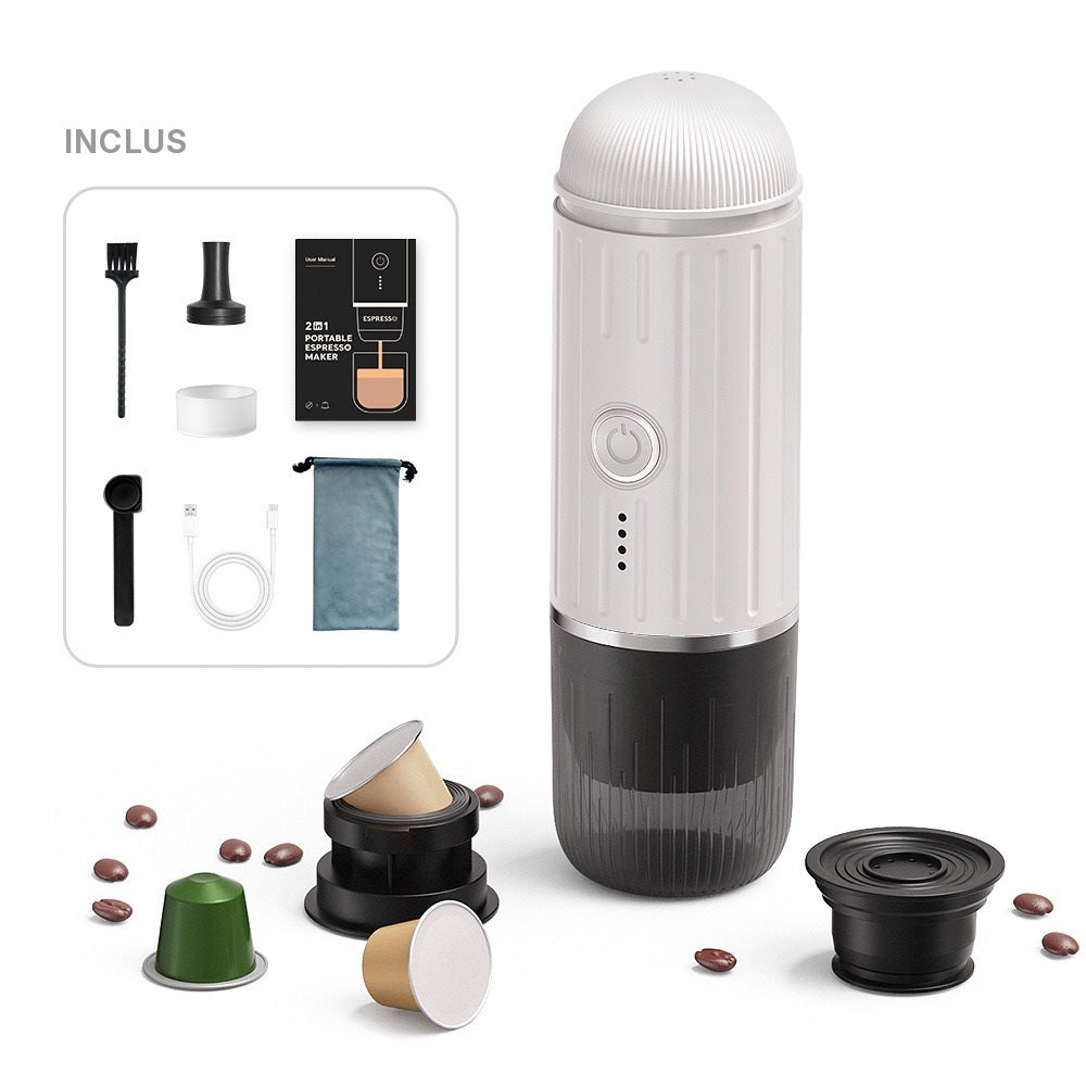 Contenu de la boîte de la VESPRA V1 Blanc Alpin : adaptateur à capsules, adaptateur à café moulu, cuillère-tasseur, tasse de voyage, câble USB-C, brosse, pochette et notice